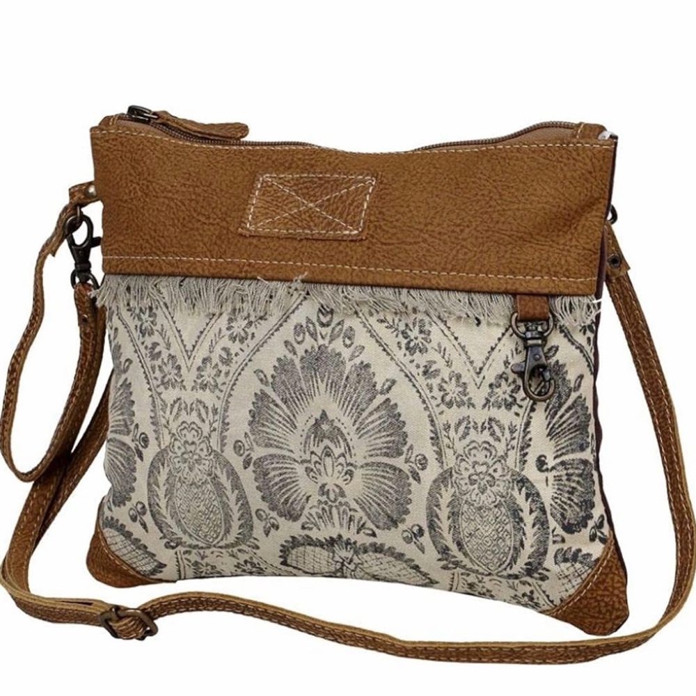 NWT Myra Leather and Canvas Floral Bohemian Cross Body Rectangle Bag w strap  🌺 - Picture 6 of 6
